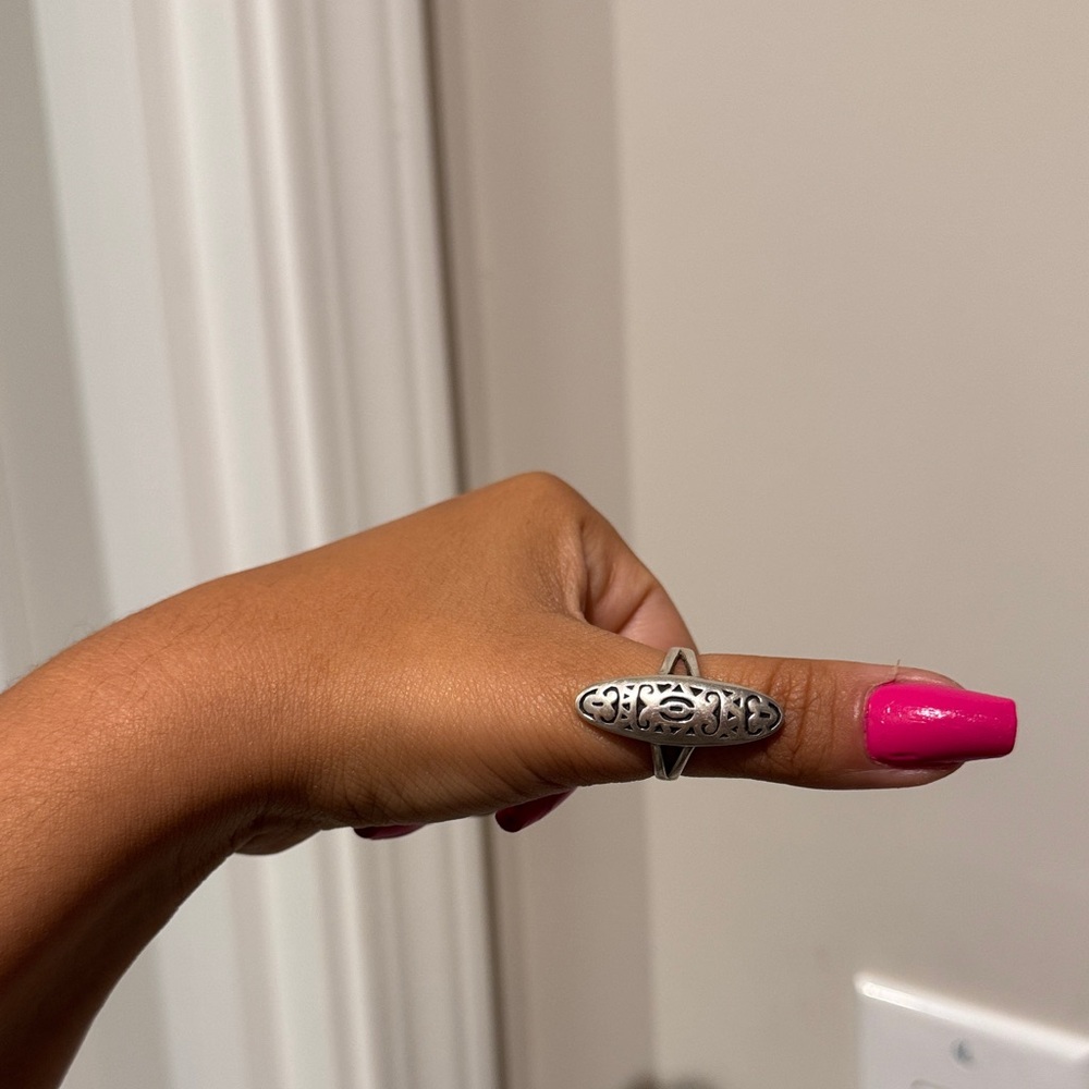 Elegant Sterling Silver Filigree Ring